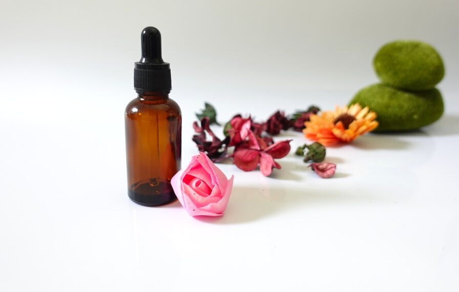 Essential Oil Benefits: What All You Need to Know?