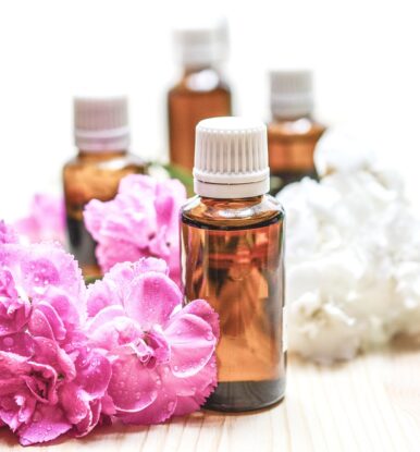 Why Essential Oils Are A Must-Have Ingredient in Natural Beauty Products