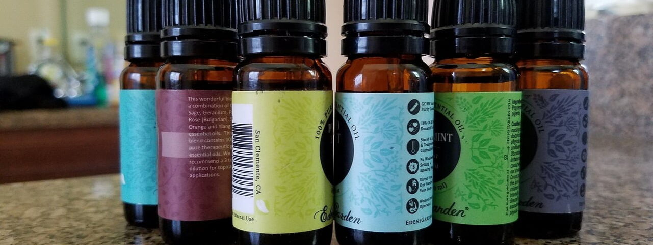 How Do Essential Oils Help Relieve Dry Nose and Enhance Nasal Health?