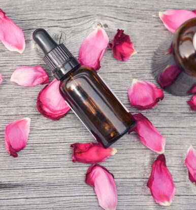 Top 5 Essential Oils That Combat Dandruff