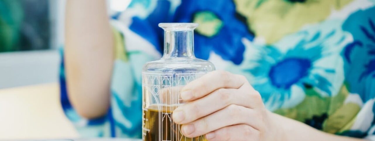 The Ultimate Guide to Choosing the Best Carrier Oils for Perfume Making