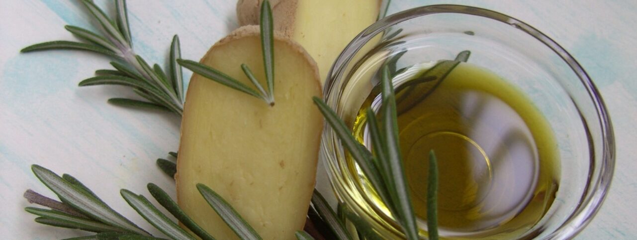 Why Rosemary Oil Should Be Part of Your Daily Skincare Regimen