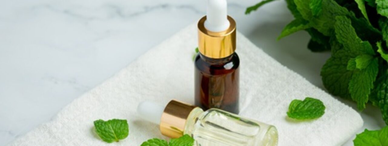 Revitalize Your Lips with the Cooling Benefits of Peppermint Oil