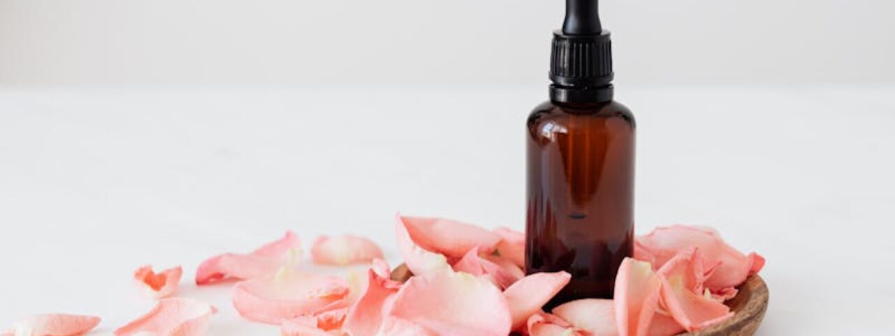 Benefits of Rose Water for Skin: A Formulation and Sourcing Guide for Skincare Brands