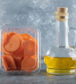 Carrot Seed Essential Oil: Benefits, Uses and Market Trends