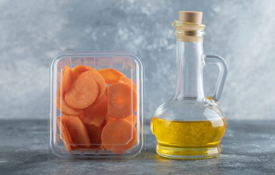 Carrot Seed Essential Oil: Benefits, Uses and Market Trends