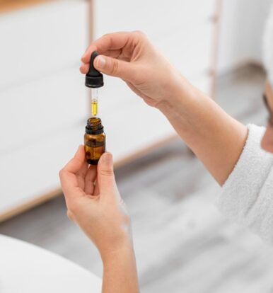 Fight Wrinkles with These Essential Oils for Younger Looking Skin